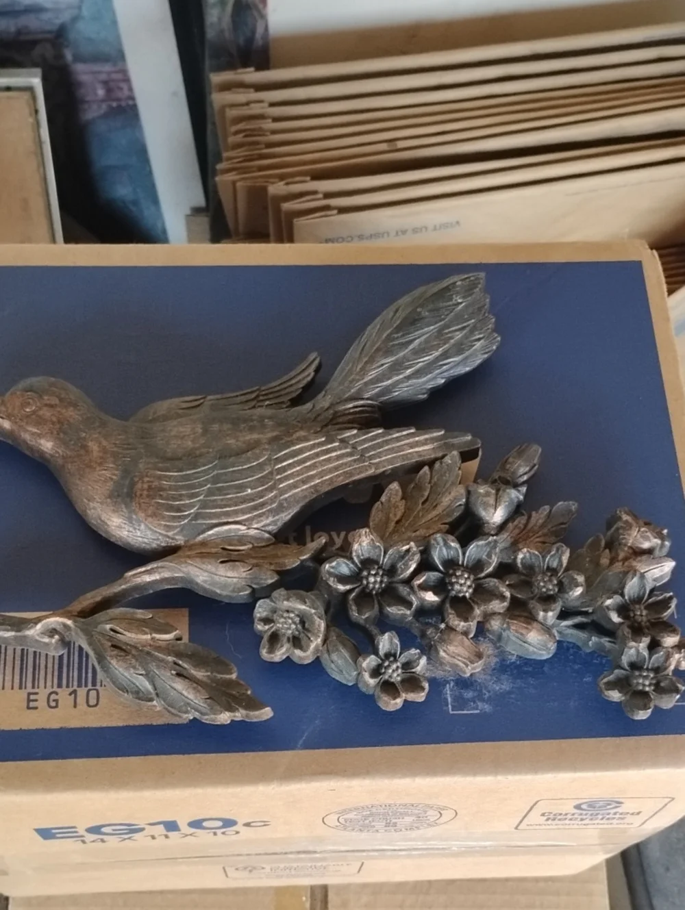 Vintage-Style Bird & Floral Wall Decor - Antique Bronze Finish